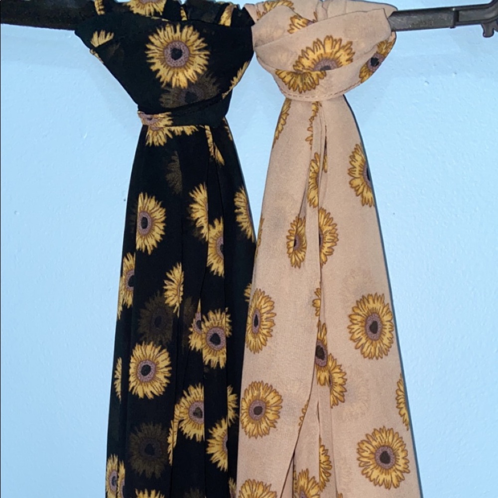 Sunflower printed chiffon hijab